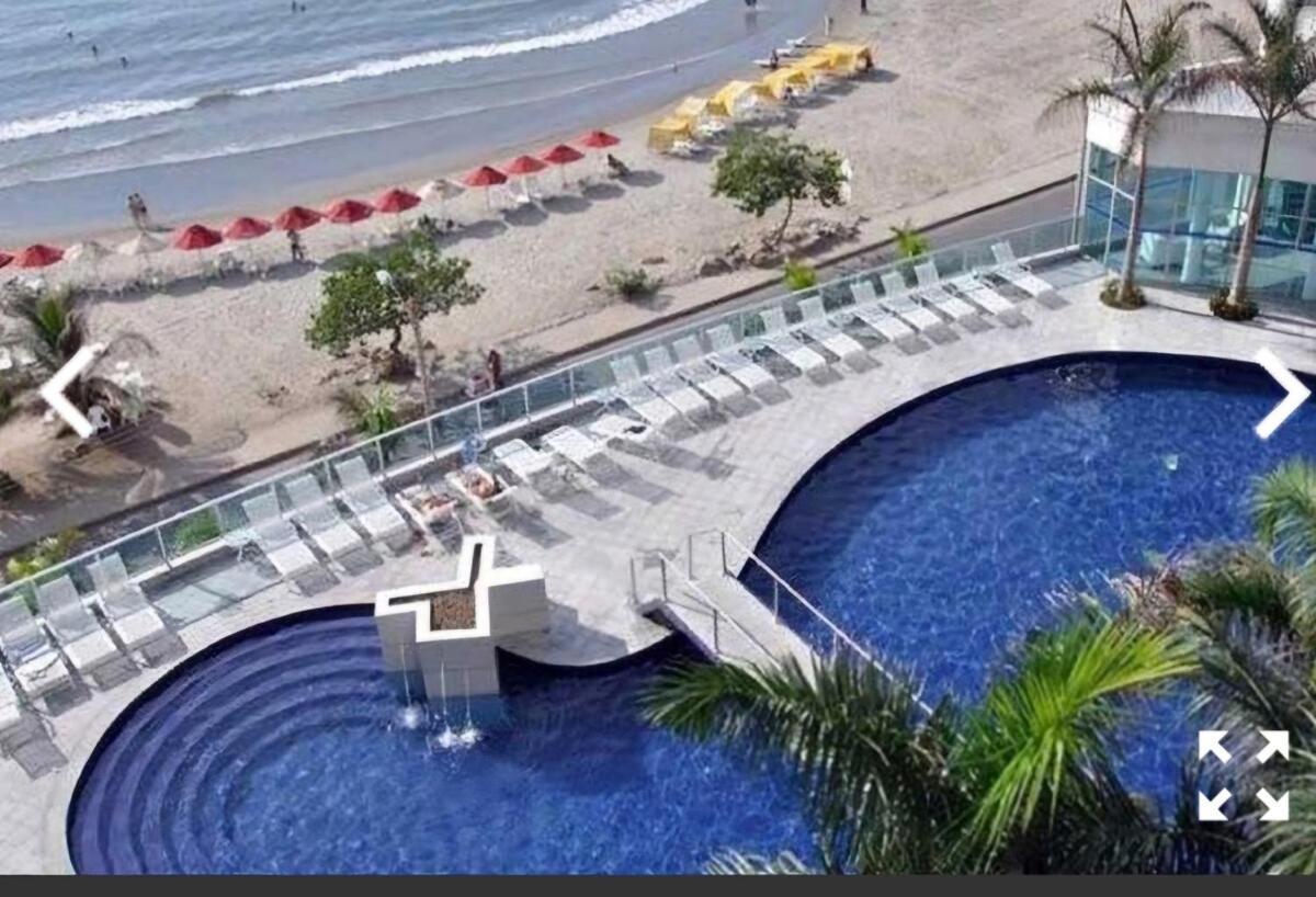 Apartamento Oceanfront In