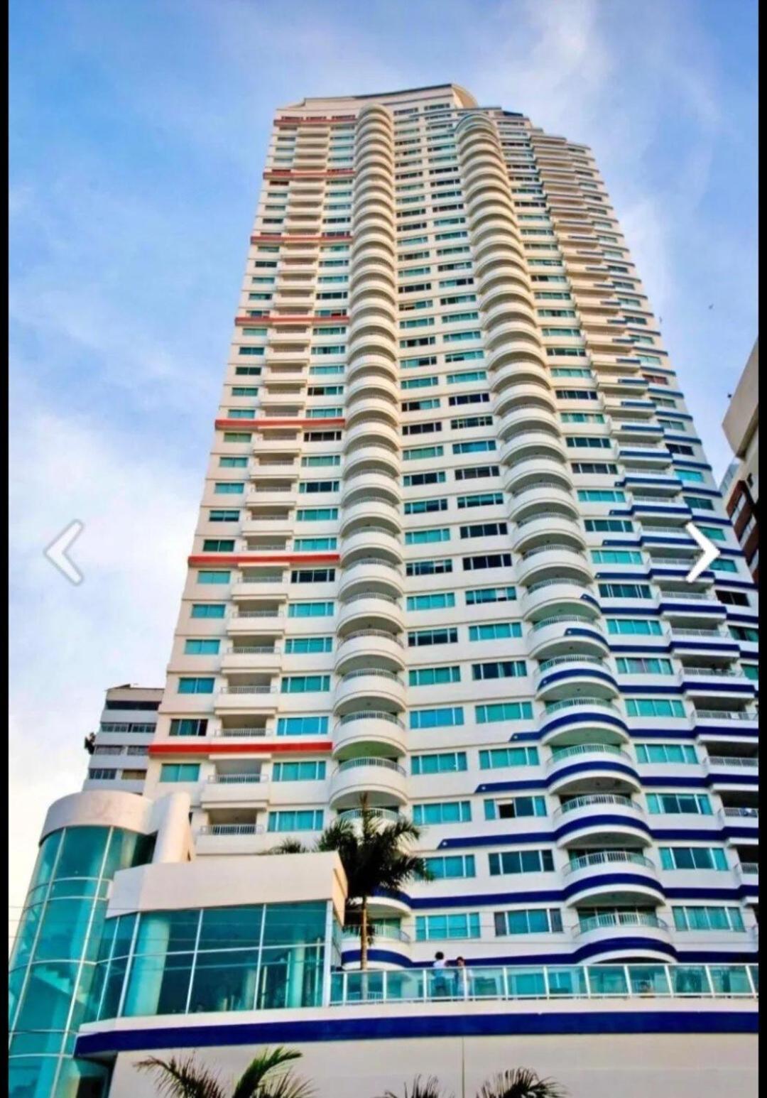 Oceanfront In Apartamento